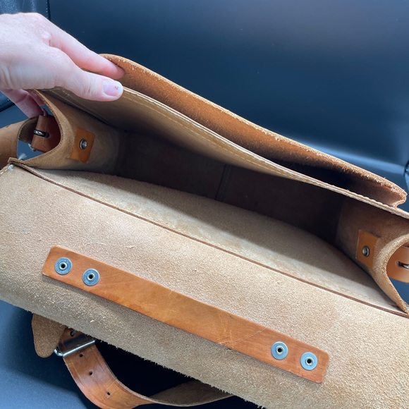 Vintage Handmade Leather Messenger Bag - Picture 3 of 7